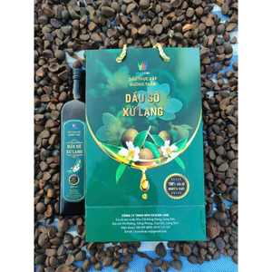 Faire des cosmétiques pour la peau et les soins capillaires Huile de camélia biologique du Vietnam Pour la cuisine et les soins de la peau Favorise le bien-être du corps - Product Image 1