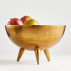 Bol de fruits en aluminium doré de luxe fait à la main, plat de service exclusif poli durable et écologique pour les fêtes - Product Image 3