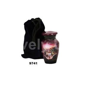 Urna de recuerdo pequeña con acabado púrpura de mariposa, urna de recuerdo para cenizas humanas con bolsa de terciopelo gratis - Product Image 1
