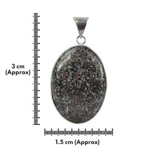 Pendentif en agate naturelle de forme ovale à la mode avec rubis Fuschite cristal pierre Reiki guérison Quartz médaillon cadeau pour hommes femmes filles - Product Image 6