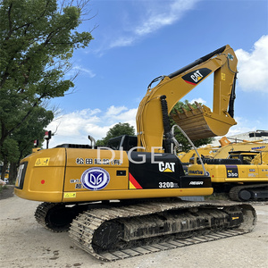 Excavatrice sur chenilles d'occasion CAT320D, 12 tonnes, modèle 2018-2022, moteur puissant, capacité de la benne de 1 m³, bon état - Product Image 2