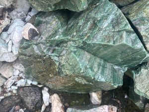 Cuarzo verde en bruto con cantidad a granel de grado premium natural Cuarzo verde en bruto para usos de fabricación de joyas por exportadores - Product Image 2