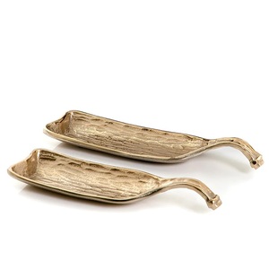 Plateau de service ovale en métal rustique fabriqué à la main, pièce maîtresse artisanale durable d'inspiration vintage pour un usage divertissant et quotidien - Product Image 6