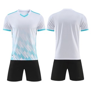 Maillot de football pour hommes de la nouvelle saison Ensemble de football Été et automne Service OEM Technique de coupe automatisée - Product Image 4