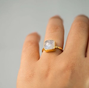 Hecho a mano Plata de Ley 925 vendedor indio chapado en oro azul Natural Arco Iris piedra lunar 14K diamante perla piedra preciosa joyería fina - Product Image 4