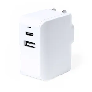 Adattatore Universale Personalizzato Vlind, Gadget Promozionali USB Personalizzati - Product Image 1