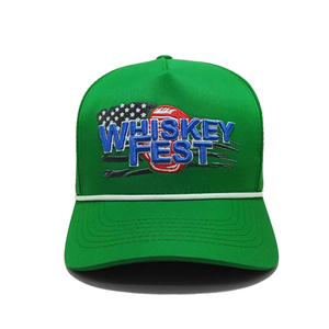 Casquettes de chapeaux de camionneurs de sport structurés à 5 panneaux de haute qualité avec trous perforés Logo de broderie personnalisé Style Hip Hop avec corde - Product Image 1