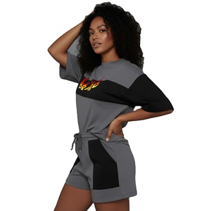 Nuevo Conjunto de 2 Piezas de Camiseta y Pantalones Cortos por Encima de la Rodilla 100% Algodón 2026 para Mujer, con Logotipo Personalizado Impreso en DTF, Ropa Casual de Verano - Product Image 3