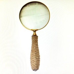 Loupe indienne en laiton antique faite à la main avec décor de finition Loupe de qualité supérieure pour lire des livres - Product Image 5