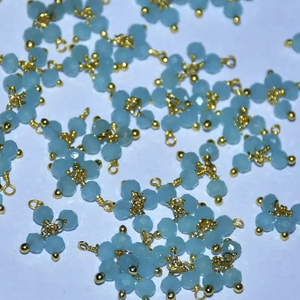 Chapado en oro de alta calidad 1 + 3 cuentas facetadas Aqua Calcedonia alambre envuelto encantos. Abalorios collar pendiente encantos para la fabricación de joyas - Product Image 1