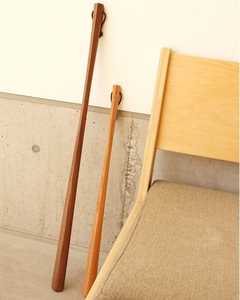 Klaxon de chaussure d'hôtel de chambre en bois personnalisé Offre Spéciale avec du cuir et pour les enfants pratiques portant des chaussures Mini klaxon de chaussure - Product Image 2