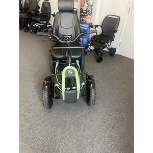 Scooter de mobilité Sunrise Scoozy S800 - Tout-terrain, neuf, vitesse de 8 mph, autonomie de 30 miles, batterie lithium-ion, capacité de 31 pierres (197 kg) - Product Image 1