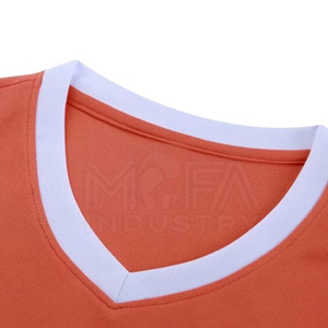 Ropa deportiva de Bádminton de poliéster unisex en Pakistán, conjuntos de uniformes de tela elástica antisudor y transpirable - Product Image 2