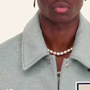 แจ็คเก็ตวาร์ซิตี้ขนแกะคุณภาพสูง ป้องกันรังสียูวี สำหรับผู้ชายและผู้หญิง สไตล์ใหม่ คอตั้ง มีทุกขนาดและสี ขนแกะนุ่ม - Product Image 5