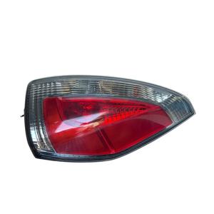 LUZ TRASERA DERECHA DE FRENO MAZDA 5 Sedán C23551150E (05>) - Product Image 1