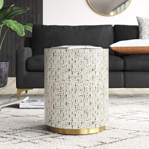 Mesa Auxiliar Moderna Ecológica con Base de Metal Dorado y Diseño de Mosaico de Mimbre Tejido Natural M.R. ARTESANÍAS para la Sala de Estar - Product Image 6
