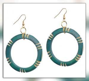 Personalizable de moda clásico de inspiración de Anime transparente de resina acrílica pendientes de gota linda chica aniversario al por mayor - Product Image 2