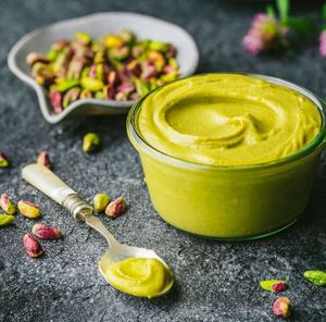 ซัพพลายเออร์โดยตรง ครีมพิสตาชิโอคุณภาพดีที่สุด 45% บรรจุถัง 1 กก. ราคาโรงงาน ครีมทาขนมหวาน ขายดี ครีมเทียมไม่ใช้นม - Product Image 4