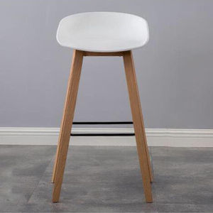 Silla de Bar GCFC005 con Reposapiés Alto, Taburete de Bar de Madera Resistente - Product Image 2