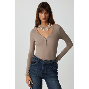 GRIMELANGE KALANI เสื้อเชิ้ตผู้หญิงแขนยาวติดกระดุมคอวี - Product Image 3