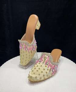 Zapatos y accesorios de calidad superior Calzado Jutti bordado a mano para uso diario y festivo para suministro mundial - Product Image 6