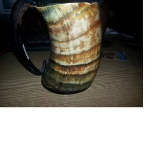 Tazas de cuerno para beber hechas a medida con grabados temáticos vikingos, ideales para reventa por Viking Supply Stores by Crescent Crafts - Product Image 2