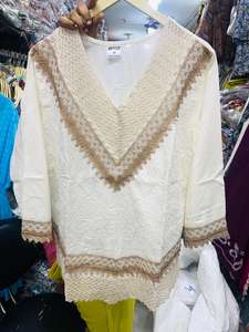 HAUT COURT BRODÉ EN COTON 2025 ROBE D'ÉTÉ KURTI EN COTON INDIEN STYLE BOHEMIEN BEACH WEAR TOP EN COTON DÉCONTRACTÉ - Product Image 4