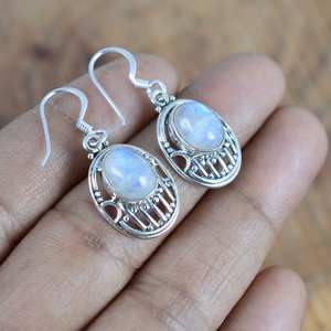 Pendientes de Plata de Ley 925 con Piedra Lunar Arcoíris Blanca, Joyería de Piedras Preciosas Hecha a Mano, Regalos Elegantes para Mujer - Product Image 4