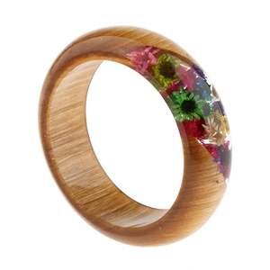 Brazalete de Resina Transparente con Flores Secas, Estilo Clásico y Elegante, Accesorio de Joyería para Fiestas - Product Image 4