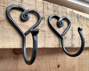 Decorative Antique Cast Iron Wall Hook For Rustic Farmhouse Home Decor And Functional Organization In Any Room - Product Image 6
