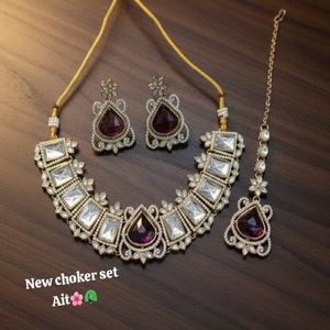 Super Quality Traditional Kundan Antique <b>Gold</b> Plated Necklace <b>Set</b> with Earrings & Maang Tikka for Engagement Anniversary Wedding - Product Image 2