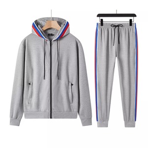 Ropa de entrenamiento y jogging transpirable de alta calidad para hombre, chándal con logotipo personalizado para hombre, conjuntos de chándal de gimnasio para hombre - Product Image 2