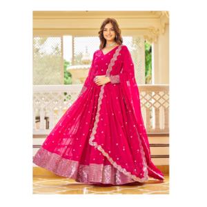 Lehenga Choli de Diseñador Completamente Cosido con Bordado, Lehenga Choli de Boda para Exportación Mundial - Product Image 1