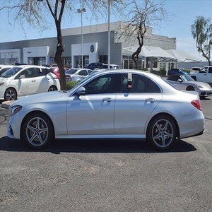 2018 Sedan Benz Clase E E300L Calidad superior Usado Coche de segunda mano Nueva llegada Venta caliente con dirección izquierda Color interior oscuro - Product Image 4