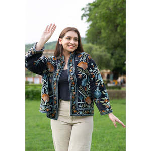 Veste en velours noir artisanale avec motif Suzani brodé, réversible en cuir suédé, grande taille, style bohème universitaire pour l'automne - Product Image 6