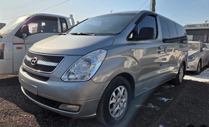 Hyundai Starex Grand Starex Van 2015 de 5 Plazas - Product Image 4