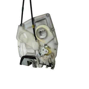 SERRURE ARRIÈRE GAUCHE SUZUKI Swift 4ème Série 8230262J01000 (04>10) - Product Image 4
