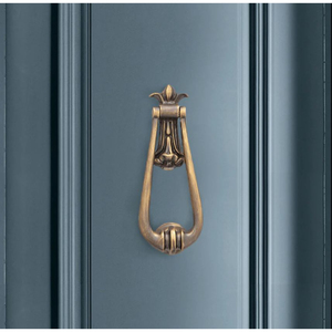 Aldaba de puerta a granel de alta calidad, diseño de Metal de latón antiguo, perfecto para puertas principales, suministros de Hardware decorativo para el hogar - Product Image 3