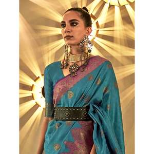 ผ้าไหมทอสีฟ้าอมเขียวมรกต ดีไซน์เนอร์ ซาเร่ พร้อมเสื้อคลุม สำหรับงานแต่งงาน - Product Image 1