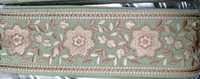 Rubans et lacets brodés floraux sur mesure en couleurs pastel, idéal pour les fabricants de vêtements pour enfants