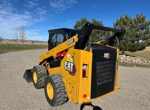 Livraison gratuite CAT 262D3 EPA CE approuvé Skid Steer Loader Eaton Hydraulique Cylindre Noyau Moteur Pompe Boîte De Vitesses Gear Plc - Product Image 3