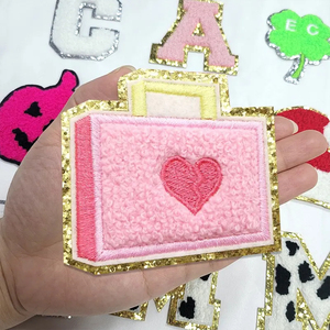 แผ่นรีดติดโลโก้ที่กำหนดเองสำหรับหมวกมีฮู้ดแผ่น3D เย็บติดตะขอและห่วงรูปร่างสินค้าต่างๆ - Product Image 3