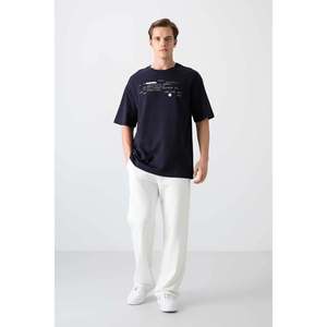 Camiseta TOMMYLIFE para Hombre, Cuello Redondo, Estampado Oversize, Estilo Casual, Tejido de Mezcla de Algodón, Modelo 88326, Azul Petróleo - Product Image 5