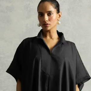 Vestido caftán drapeado de longitud larga para mujer, mocasines de Estilo negro sólido, forro de algodón de verano, adornos de elementos de moda simples - Product Image 1