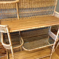 Étagère en rotin artisanale - Unité de rangement bohème naturelle avec design multi-niveaux