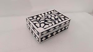 กล่องเครื่องประดับสลักลายกระดูกทำด้วยมือดีไซน์ดอกไม้หรูหราสำหรับตกแต่งบ้านที่หรูหราการตกแต่งเครื่องประดับที่ทำด้วยมือ - Product Image 3