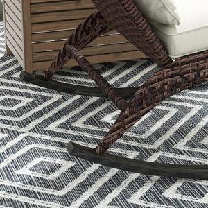 Chaise à bascule de jardin extérieure avec siège confortable et élégant en rotin pour profiter du plein air - Product Image 4