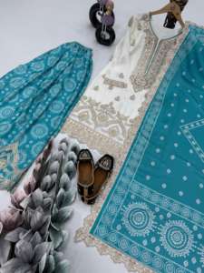 Diseñador paquistaní Salwar Kameez con detalles hechos a mano para ocasiones festivas y tradicionales a precios de mayorista - Product Image 6