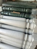 Colonne sculptée de haute qualité en marbre blanc massif, balustre traditionnel élégant pour extérieur/intérieur, directement de l'usine