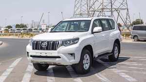 Toyota Land-Cruisers Prado TXL Blanc 5.0L SUV d'occasion en bon état - Product Image 6